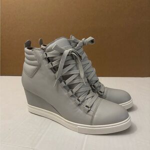 LINEA Paolo Fenton suede wedge bootie sneakers size 9.5M